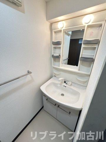 シャルヴィ加古川の独立洗面台