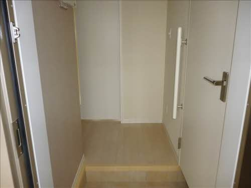 フォーブール馬場町の玄関