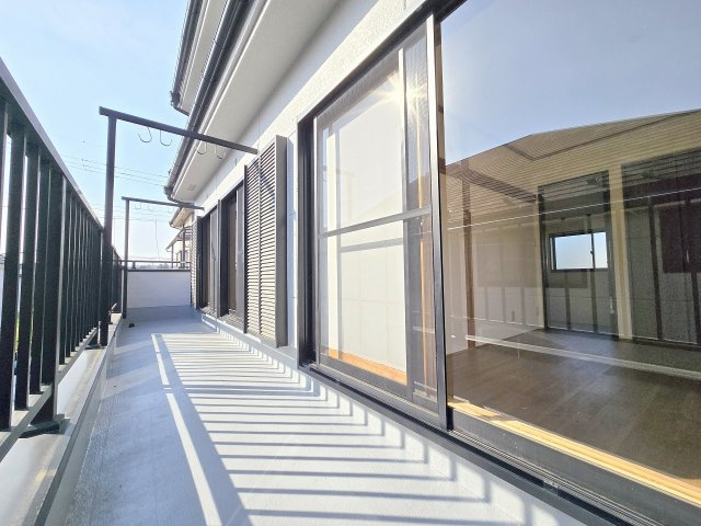羽村市羽加美1丁目　中古戸建のバルコニー