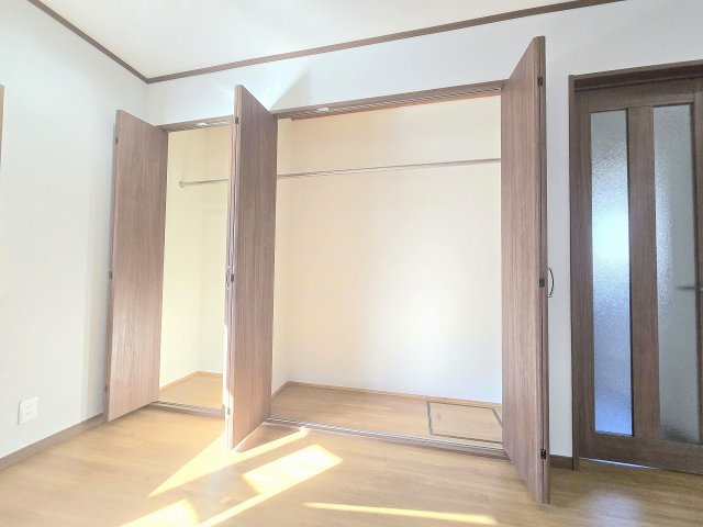 羽村市羽加美1丁目　中古戸建の収納
