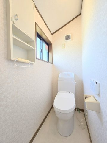 羽村市羽加美1丁目　中古戸建のトイレ