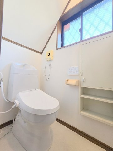 羽村市羽加美1丁目　中古戸建のトイレ