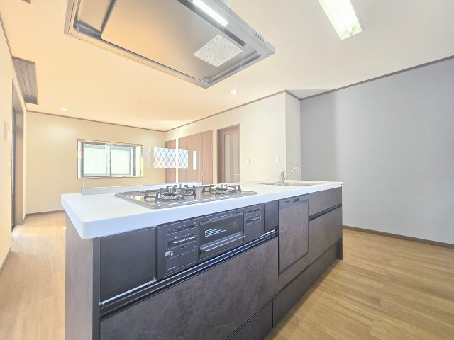 羽村市羽加美1丁目　中古戸建のキッチン