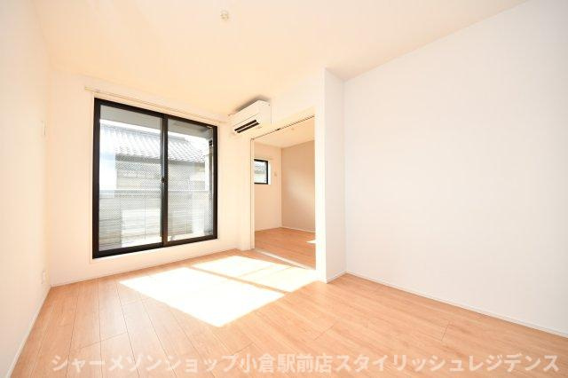 BRAVE BASE 戸畑東の居間・リビング