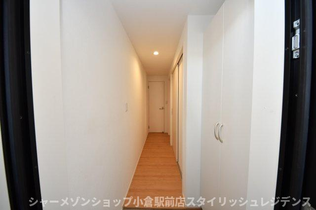 BRAVE BASE 戸畑東の玄関