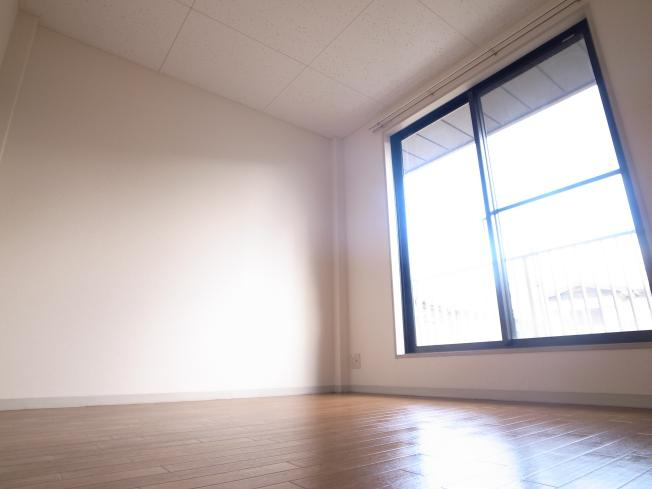 【居間・リビング】 | 第二川口ビル