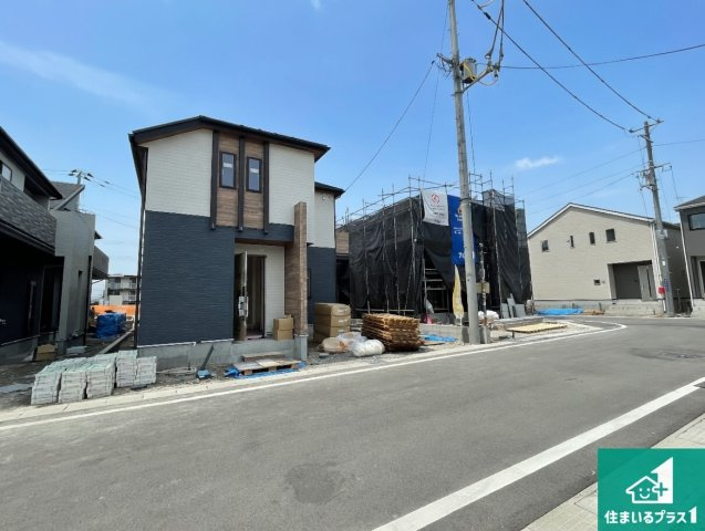 大津市雄琴　第2期　新築一戸建ての前面道路含む現地写真|周辺は落ち着いた街並みの住宅地！子育てがしやすい住環境です！まだ未完成ですが、現地でしかわからない事もございます。是非一度ご覧ください。