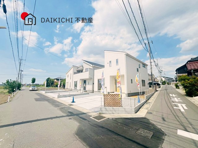 【前面道路含む現地写真】 | Livele Garden.S　鴻巣市登戸第2 新築戸建　全3棟　2号棟