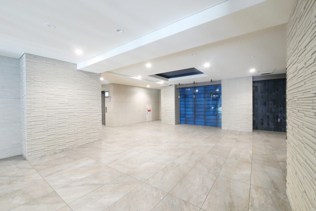 プレサンス堺筋本町ディスティニーのロビー