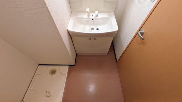【洗面所】