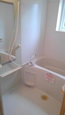 【浴室】 | メゾン・エスポワール　Ｂ | 日々の暮らしに欠かせないお風呂です