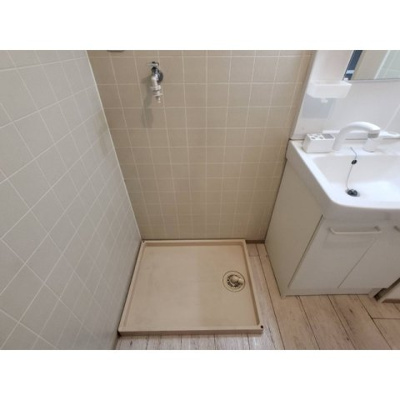 【内装】 | ユーハイツB棟 | 明るい色調の室内です