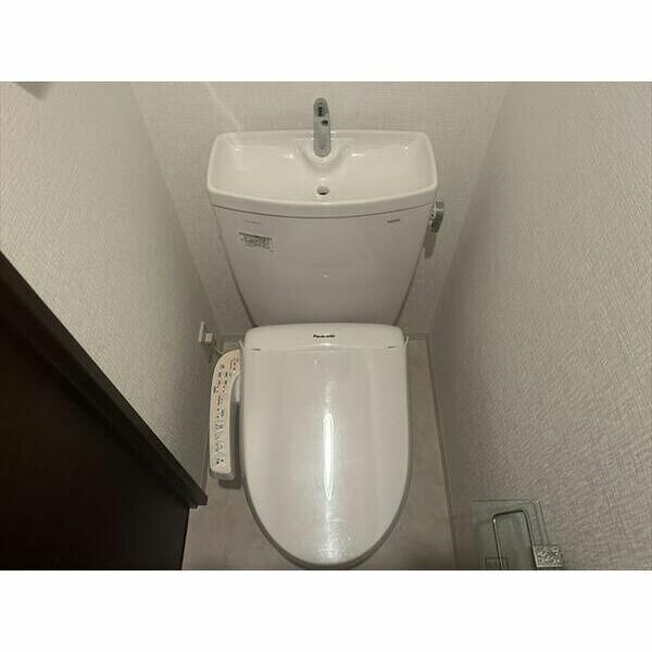 スパシエトラッド赤羽のトイレ