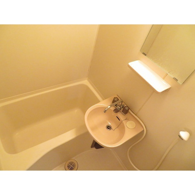 【浴室】 | プロヴィデンス秀洋 | お風呂で日々の疲れを落としましょう