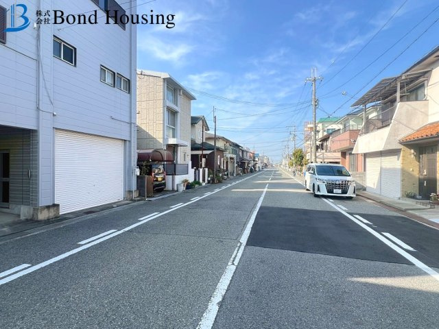 藤江駅徒歩6分の好立地　藤が丘1丁目　新築限定1棟の前面道路含む現地写真