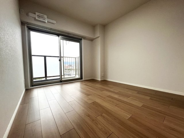 ローレルハイツ南福岡の洋室|お子様のお部屋や書斎に良さそうです！！