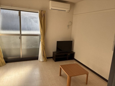 【居間・リビング】 | レオネクストソネット | 居間です