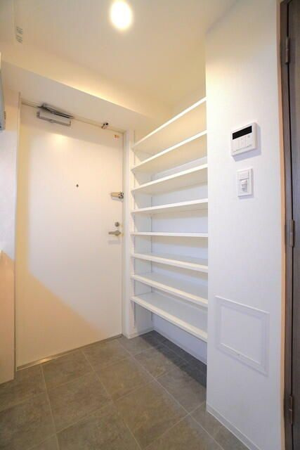 ＣＲＥＡＴＩＦ池袋本町の玄関