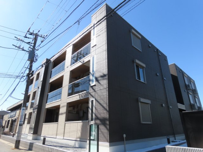 【外観】 | Cradle | 不在時便利な宅配BOX付き♪