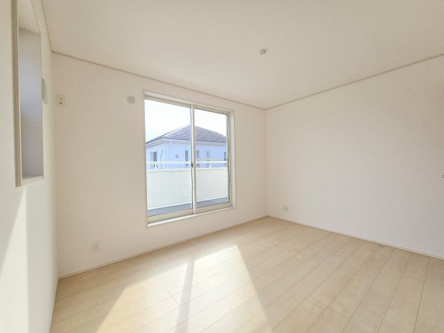 青梅市谷野　中古戸建の洋室
