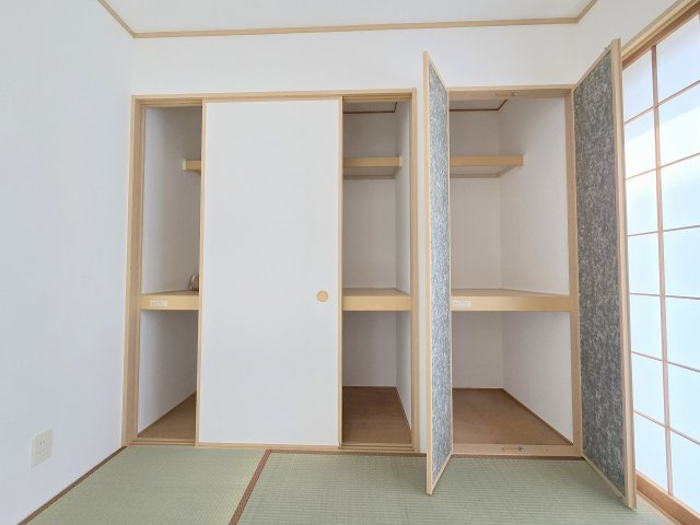 青梅市谷野　中古戸建の収納