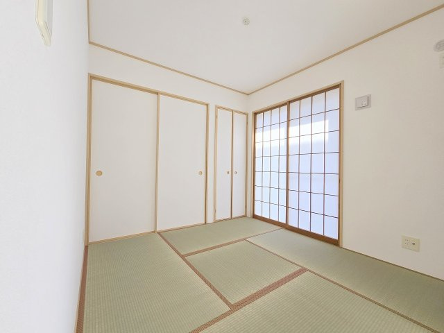 青梅市谷野　リフォーム中古戸建の和室