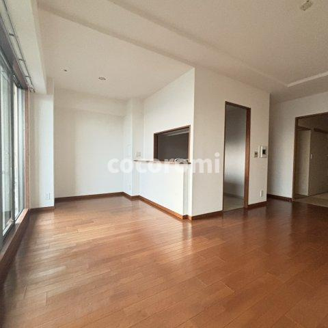 リバティパーク枚方Ｄ棟の居間・リビング