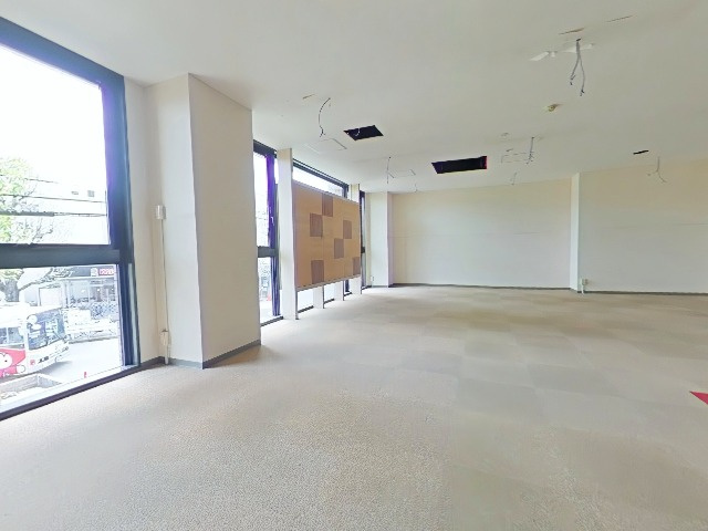 フェンテ武庫之荘の洋室|南側　個室