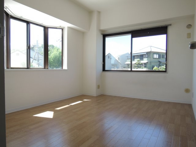 イトーピア紫明園の内装