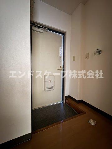 ウイングマンションの玄関|高崎、前橋のお部屋探しはエンドスケープまで！お客様の理想お聞かせ下さい♪