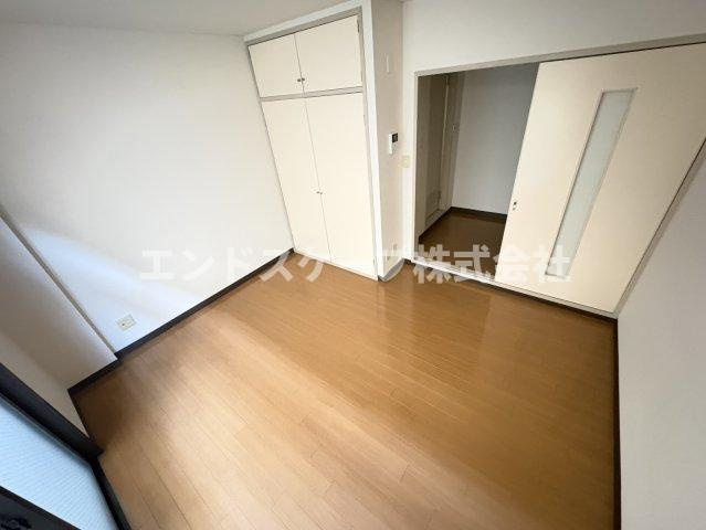 ウイングマンションの居間・リビング|高崎、前橋のお部屋探しはエンドスケープまで！お客様の理想お聞かせ下さい♪