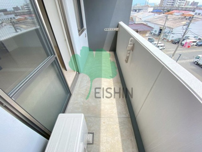 【バルコニー】 | プレミアムワン | 日当たりの良いバルコニーです！