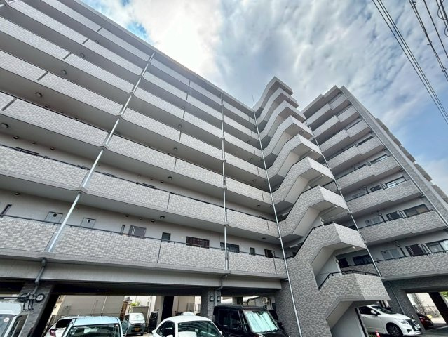 アルコート高岡の外観