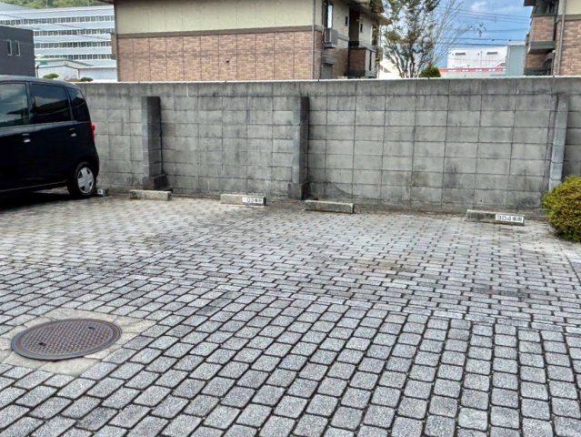 アルコート高岡の庭