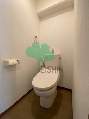 【トイレ】 | リファレンス住吉 | 清潔感のあるトイレです。