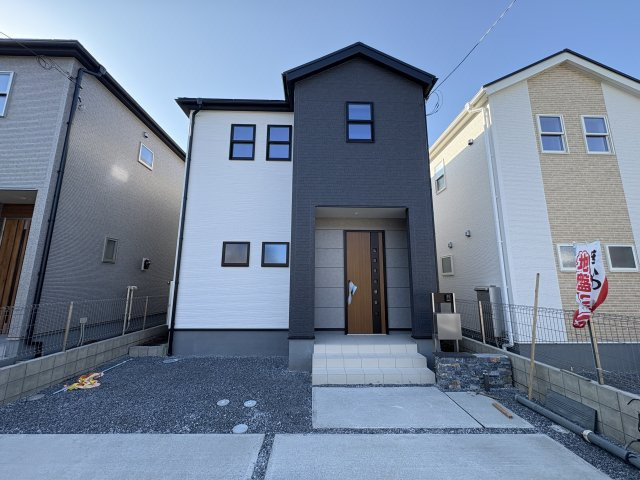 【LiveleGarden】下野市小金井 第5 全4邸の外観|○2号棟【3LDK+タタミコーナー+WIC】
スーパー、コンビニ、ドラックストアも１キロ圏内♪便利な住環境も魅力です。
ぜひ現地にてご確認くださいませ！
※2026年1月撮影