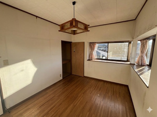 【洋室】 | 富士見台戸建て貸家 | 個人の部屋や寝室として使える洋室です
※家具家電を削除加工しています