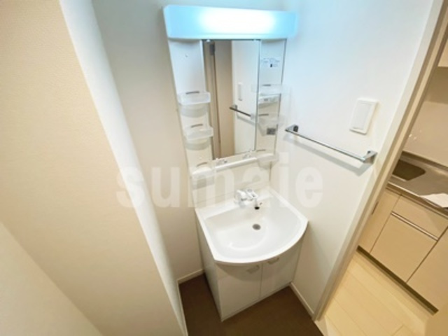 リブリ・yukuruの洗面所|独立洗面台です☆