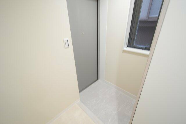 ブロケードグレースの玄関