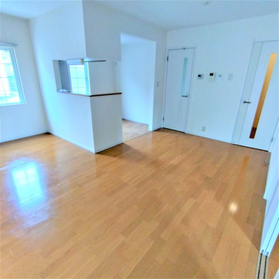 【内装】 | ミルクリーク飯塚 | 明るい室内です