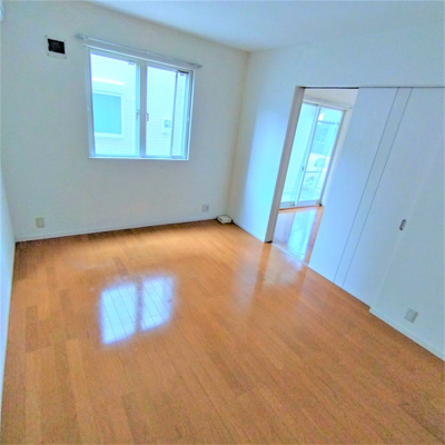 【寝室】 | ミルクリーク飯塚 | 落ち着いて過ごせるお部屋なので、寝室にいかがでしょうか