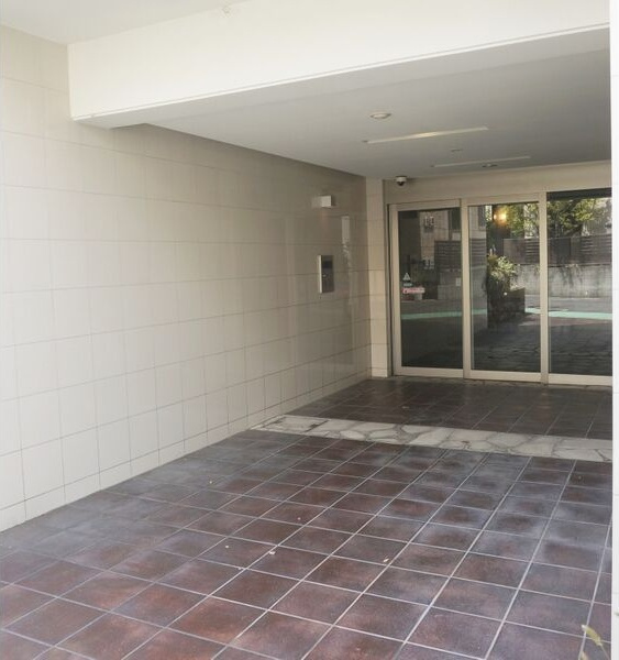 Stanza神村のエントランス