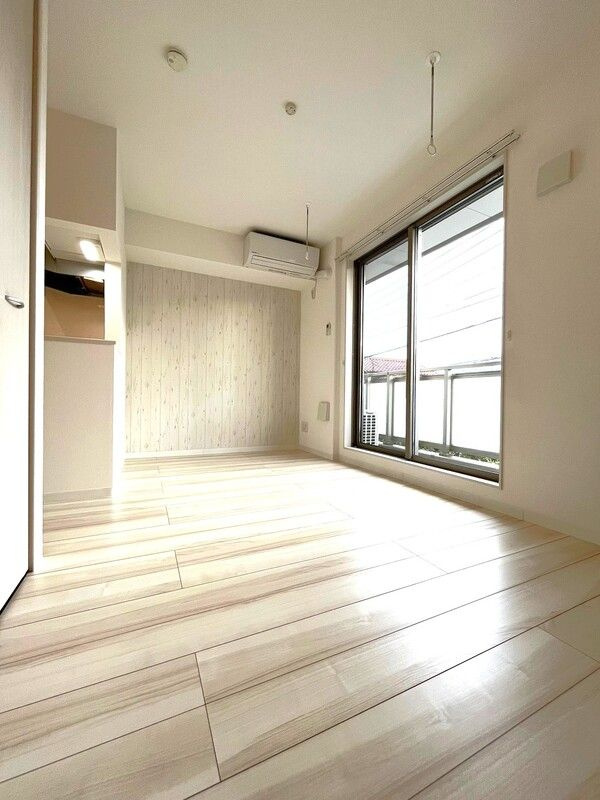 オリーブハウスの居間・リビング