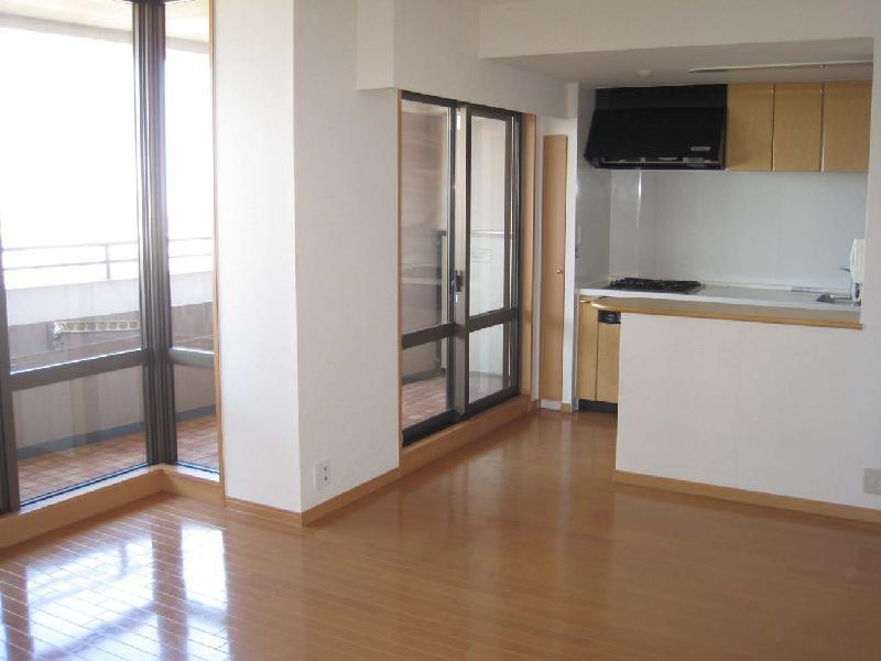 ファーストアヴェニュー泉ヶ丘の居間・リビング