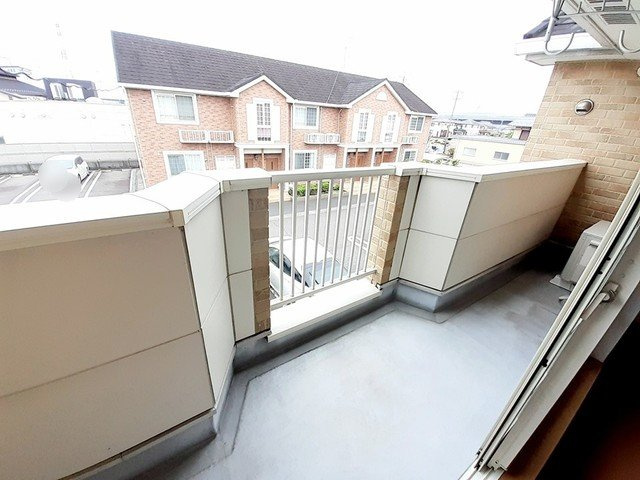 サン・プレイスＢのバルコニー