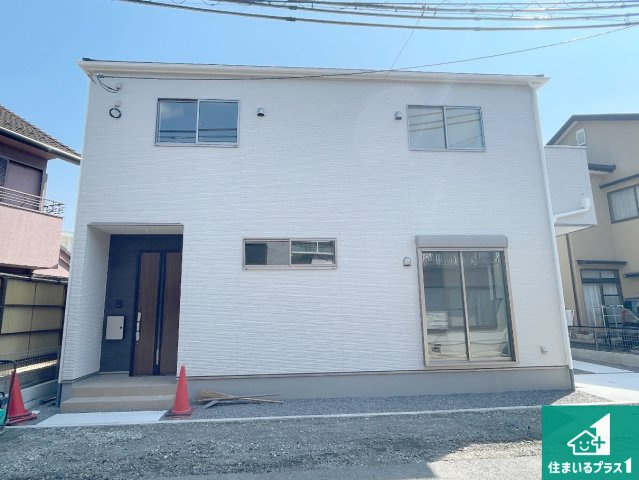 現地説明会開催　大津市本宮　第1期　新築一戸建ての外観|安心の10年保証！外観を美しく保ち、雨水で汚れを落とします！気になることがありましたら、お気軽にお問い合わせください！