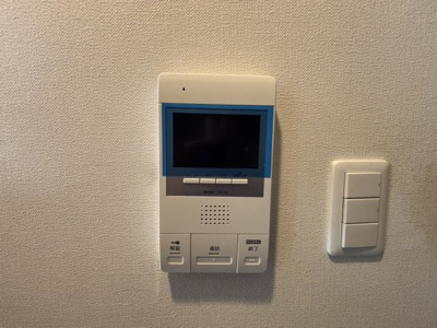 【セキュリティ】 | Luxe淡路 | TVモニターホンです