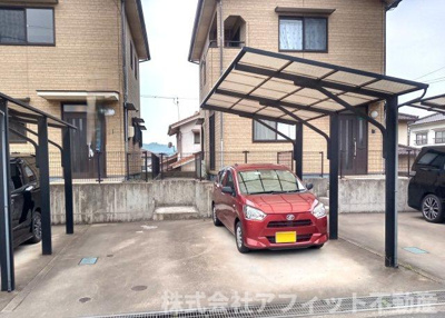 【駐車場】 | コウユウ貸住宅 | ※写真は別棟です
