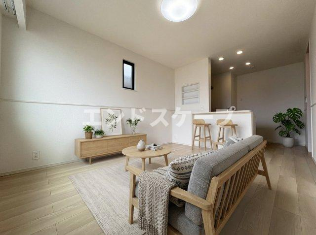 カーサ・紫木蓮の居間・リビング|家具はCGのイメージ画像になります。※実際に家具は付いておりません。