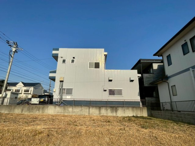 稲垣二階建事務所付倉庫の外観